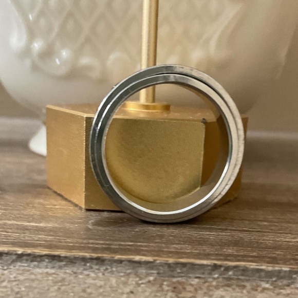 Trendy Unisex Stainless Steel Durable Star Decor Fidget Spinner Ring - Picture 8 of 9